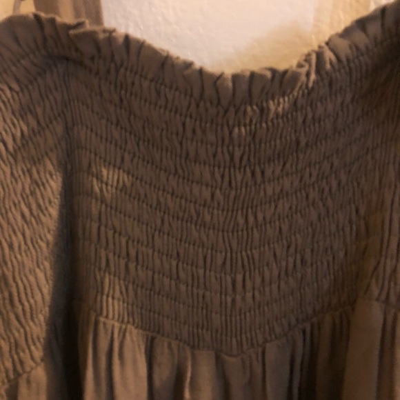 Jumpsuit - Picture 3 of 6